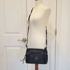 Tommy Hilfiger Black Crossbody 1S2